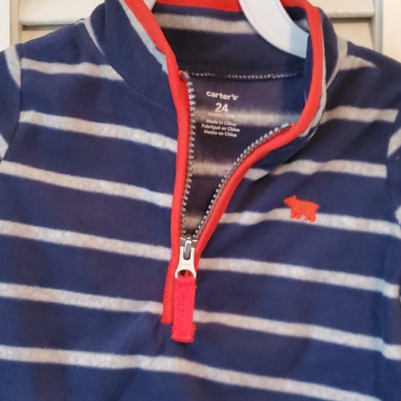 Nwt Carter's 2 pc set size 24 months - Picture 2 of 4